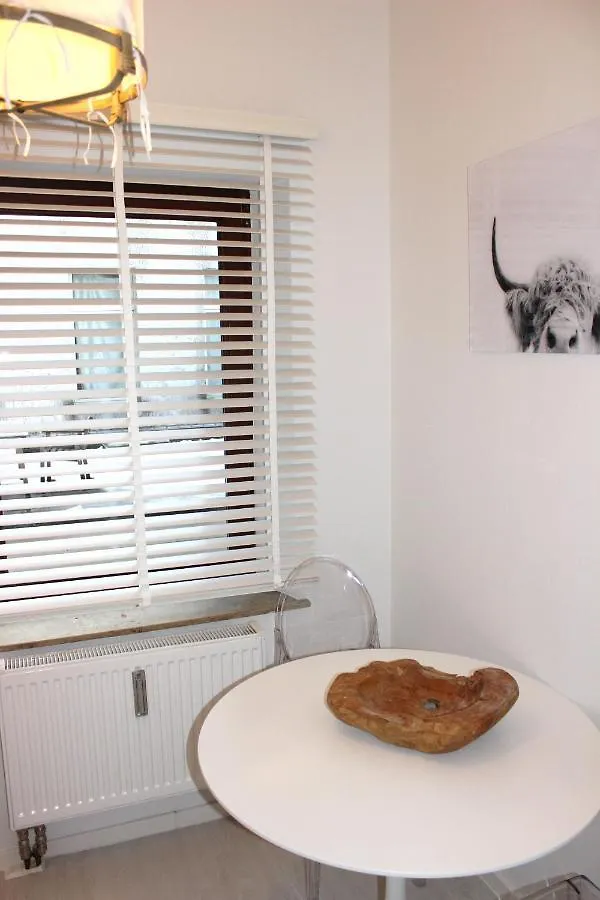 A-Partment • Urban Living • Koeln - Ehrenfeld Apartment