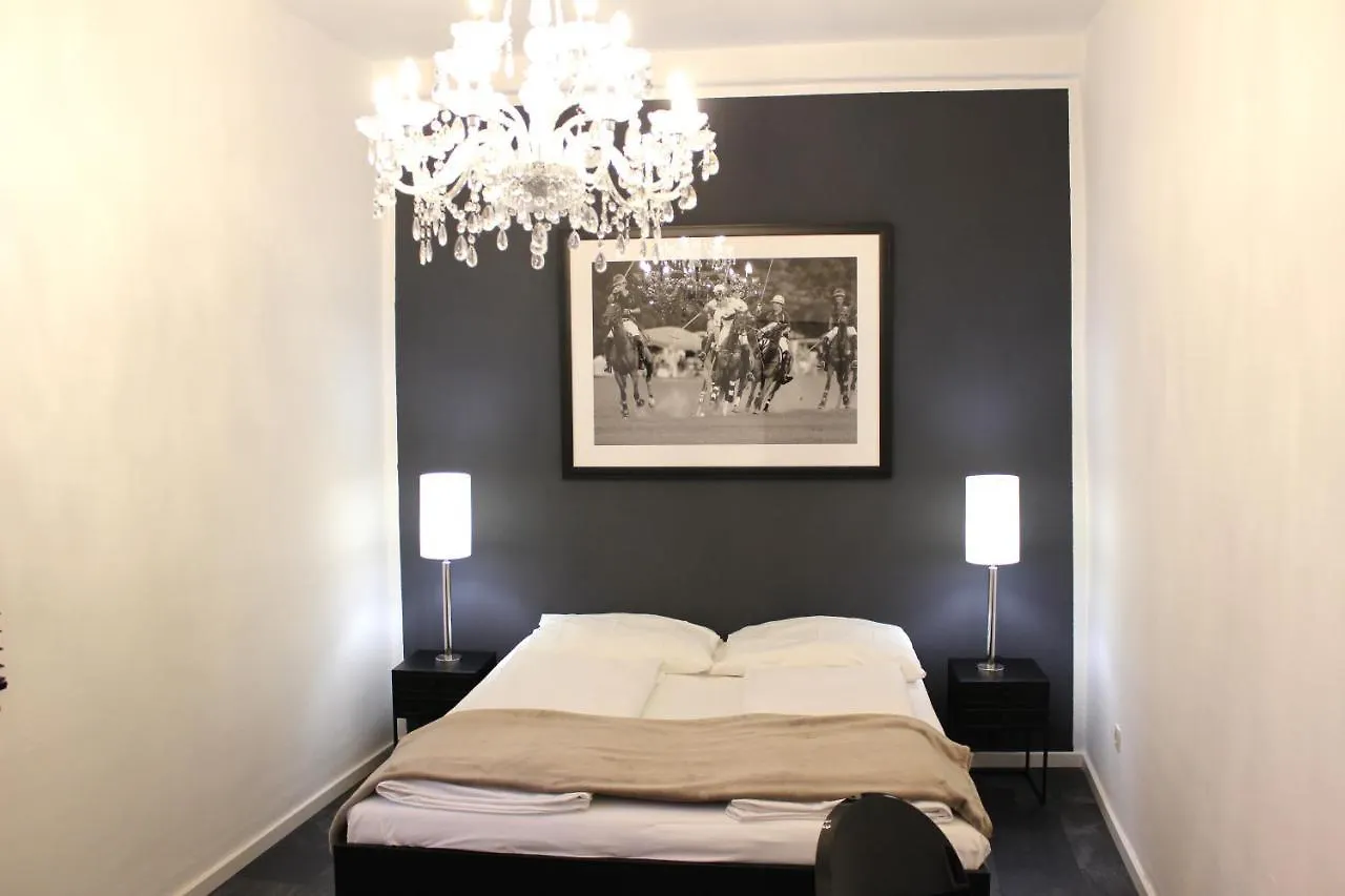 A-Partment • Urban Living • Koeln - Ehrenfeld Apartment Germany